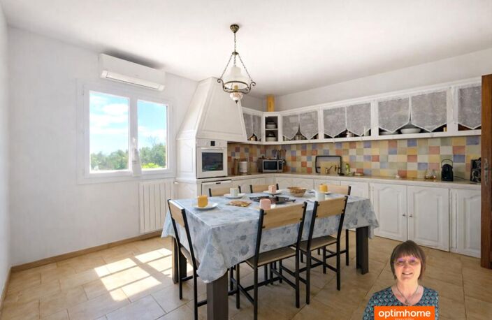 A vendre à Aigues-Mortes (Gard) : Mas avec Piscine et Appartements Locatifs — photo 5