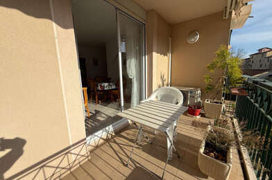 Appartement 3 pièces 300000 €