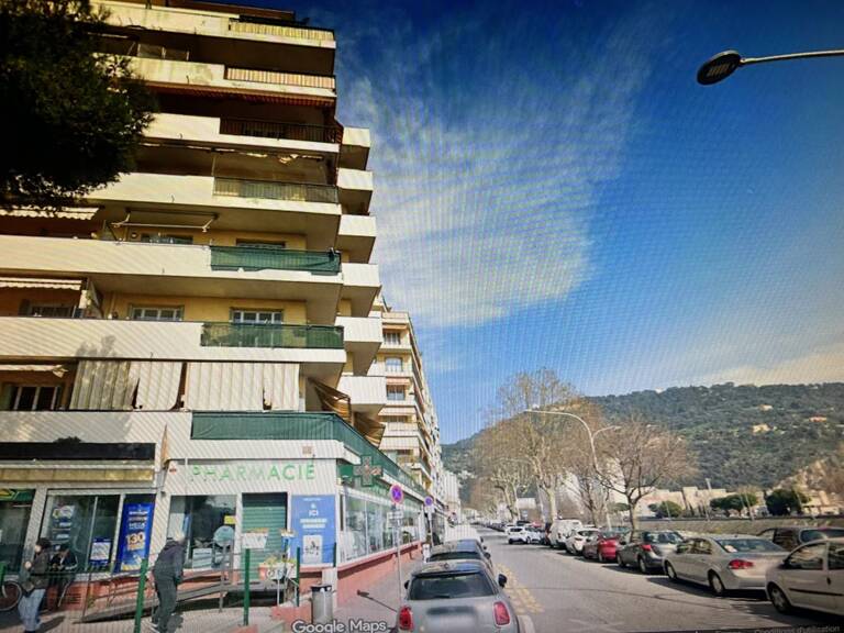 pasteur  / 3 pièces , terrasse , possibilité garage — photo 1