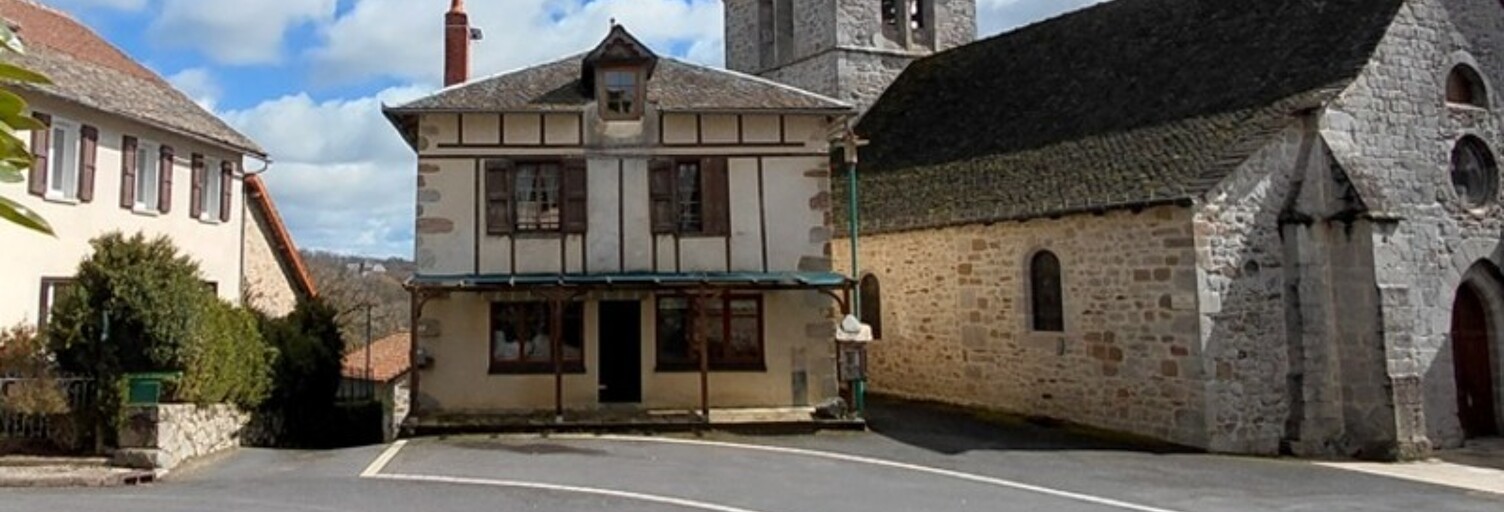 Maison 8 Pièces 220 m² à vendre à Puycapel (15340)