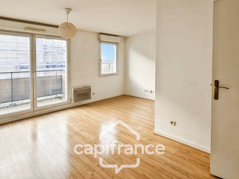 Résidence avec ascenseur-2 pièces- Lumineux-1 stationnement — photo 1