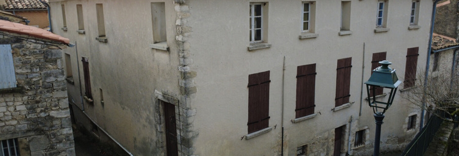 Maison 10 Pièces 250 m² à vendre à Sault (84390)