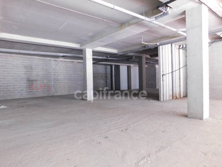 Dpt Meurthe et Moselle (54), à louer NANCY Local commercial 2 000 m² — photo 1