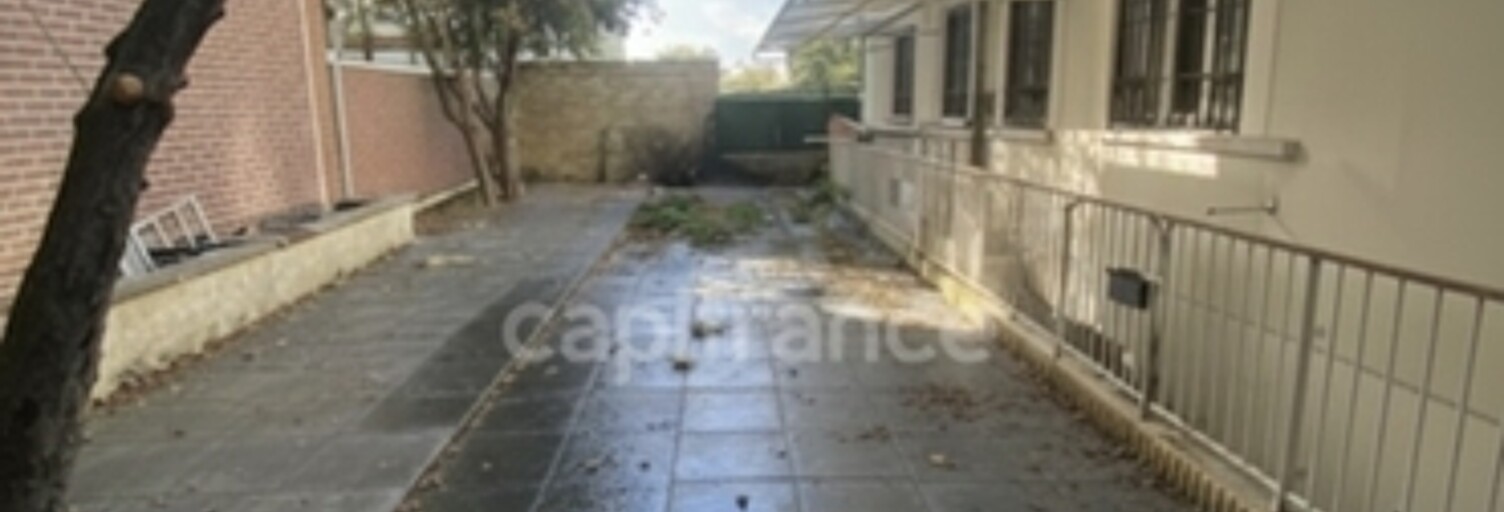 Immeuble  259 m² à vendre à Villiers-le-Bel (95400)