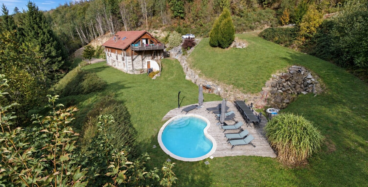 Dpt Vosges (88), à vendre LA BRESSE gite en pierre P9 de 284,15 m² - Terrain de 3 700 m² — photo 1