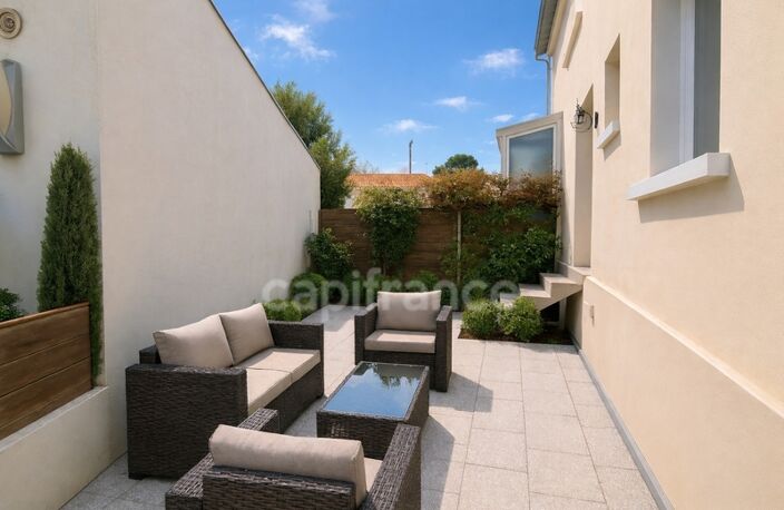 Maison à vendre 4 pièces ROYAN (17) - Quartier du parc - Grand Garage — photo 2