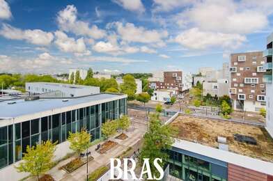 Appartement 3 pièces 218400 €