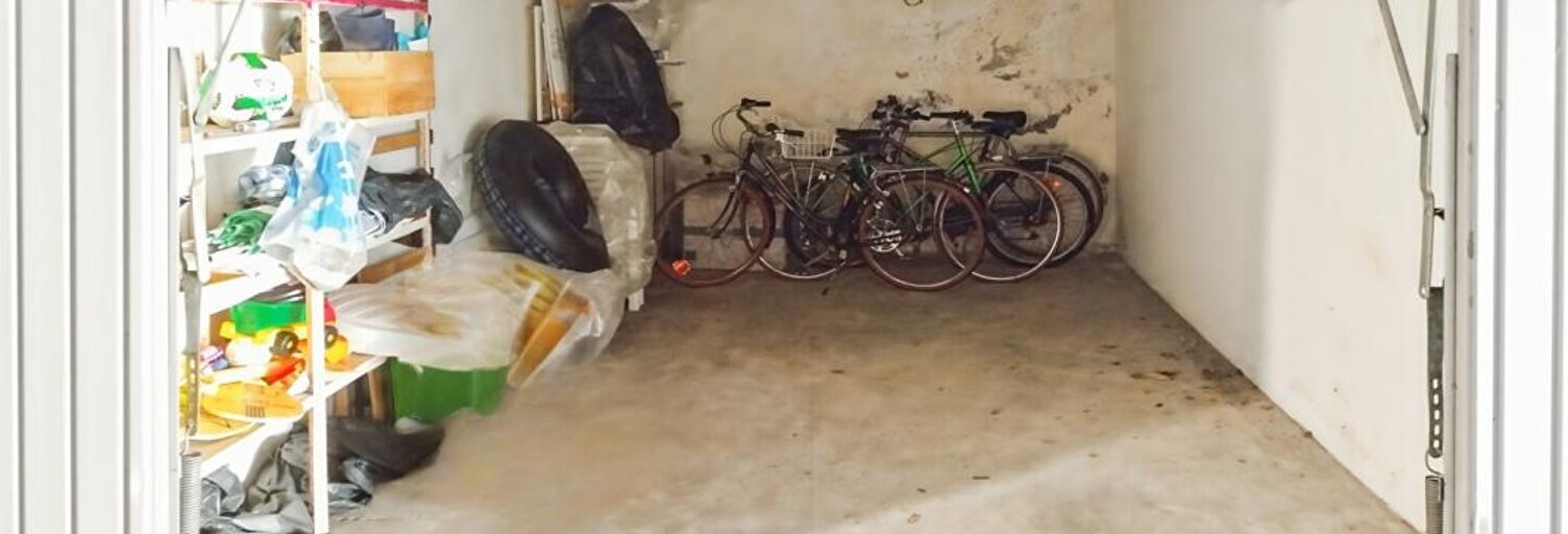 Garage   m² à vendre à Les Sables-d'Olonne (85100)