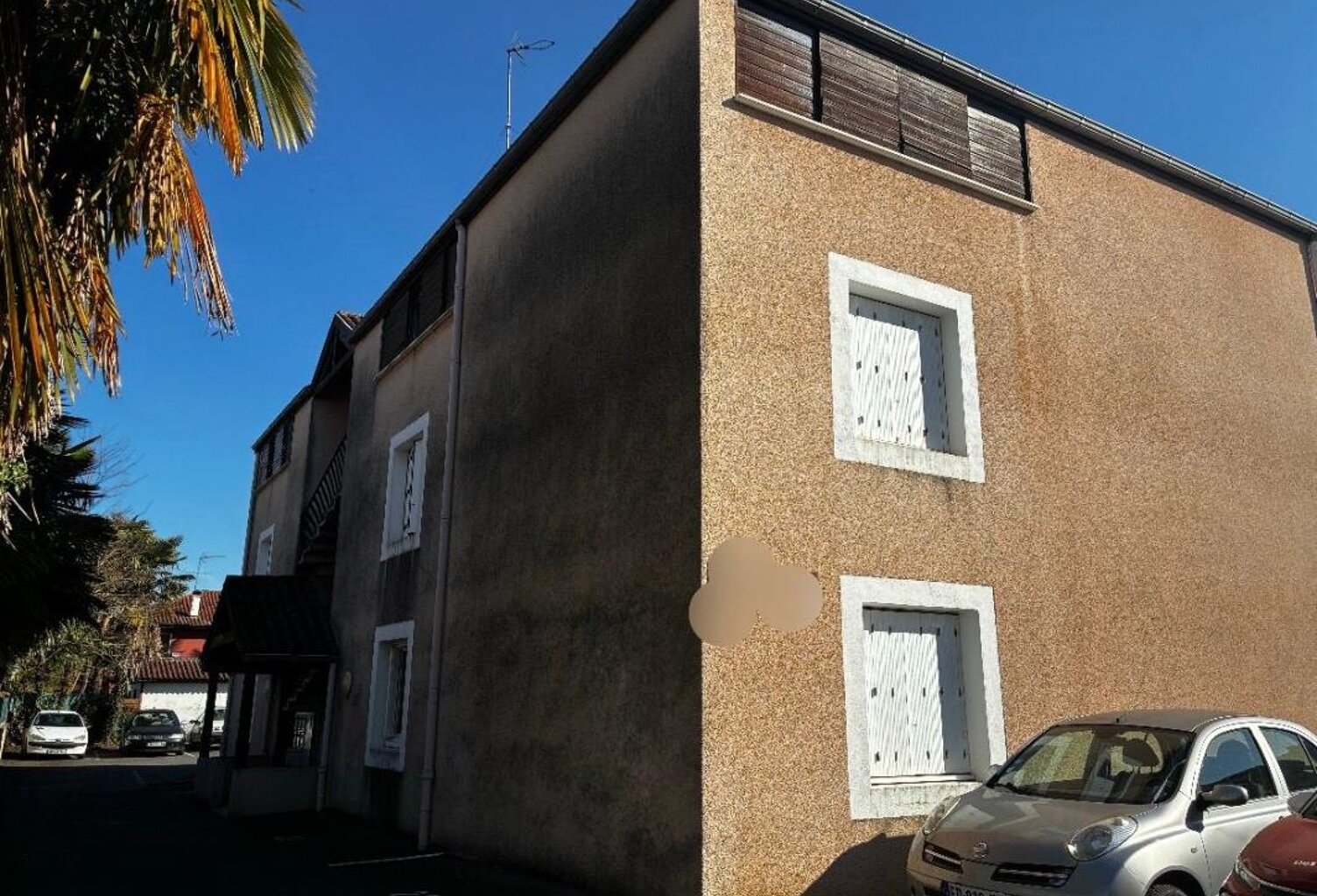 Billère – Studio loué avec parking : investissez sans attendre la vacance locative — photo 1