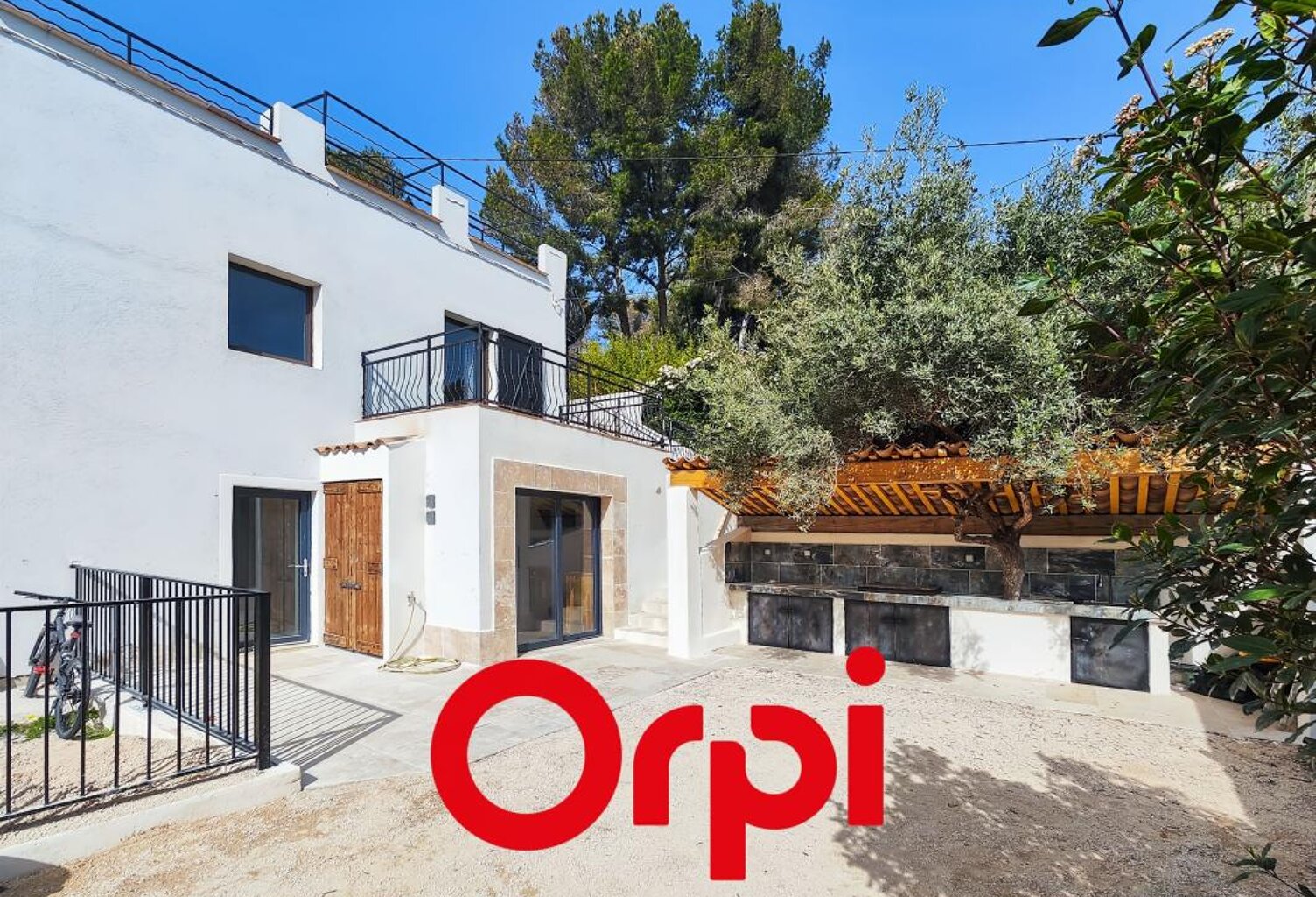 COUP DE CŒUR – T2 AVEC JARDIN À BANDOL — photo 1
