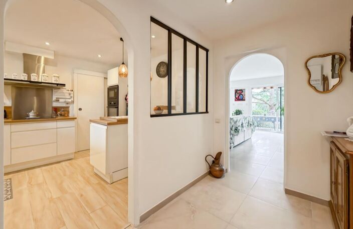 Appartement À Vendre FREJUS PLAGES 3 chambres 110 m² — photo 5