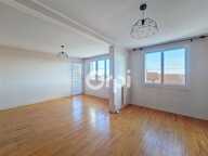 Réf 354 Appartement Avec Balcon et parking deux chambres — photo 2