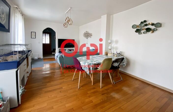 Maison À Vendre 90 m² — photo 2