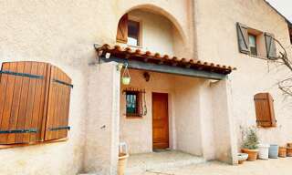 Maison 10 Pièces 250 m² à vendre à Hyères (83400)