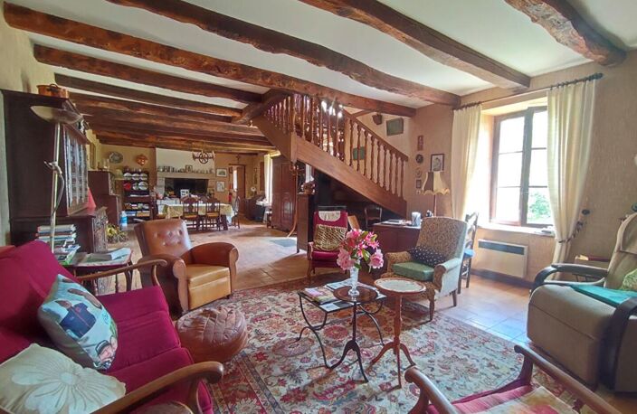 Maison traditionnelle de 163 m2 et ses dépendances — photo 4