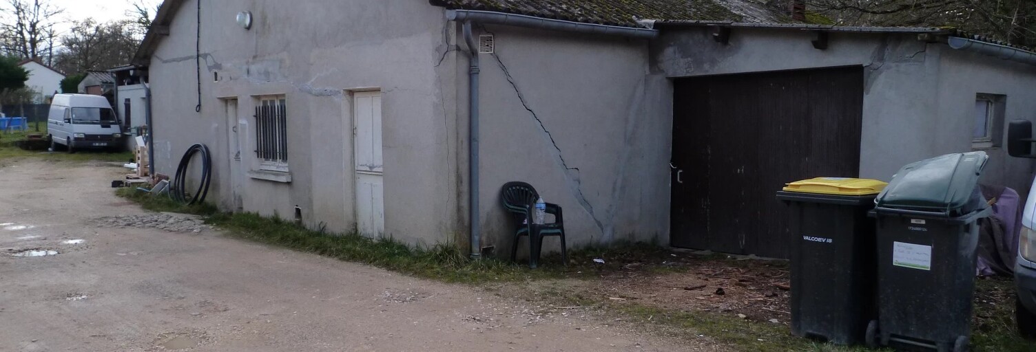 Local industriel   m² à vendre à Neuvy-sur-Barangeon (18330)