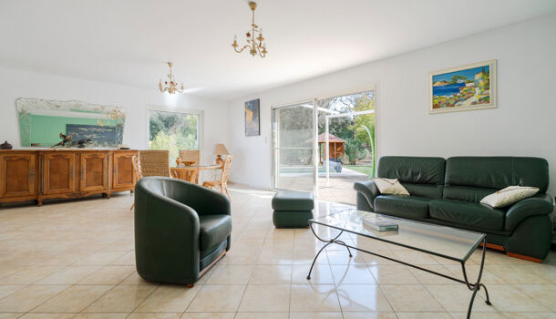 Villa / Maison 9 pièces  à vendre Crau (La) 83260