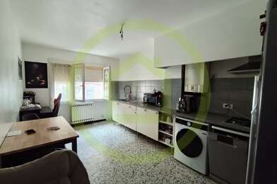 Appartement 4 pièces 127000 €