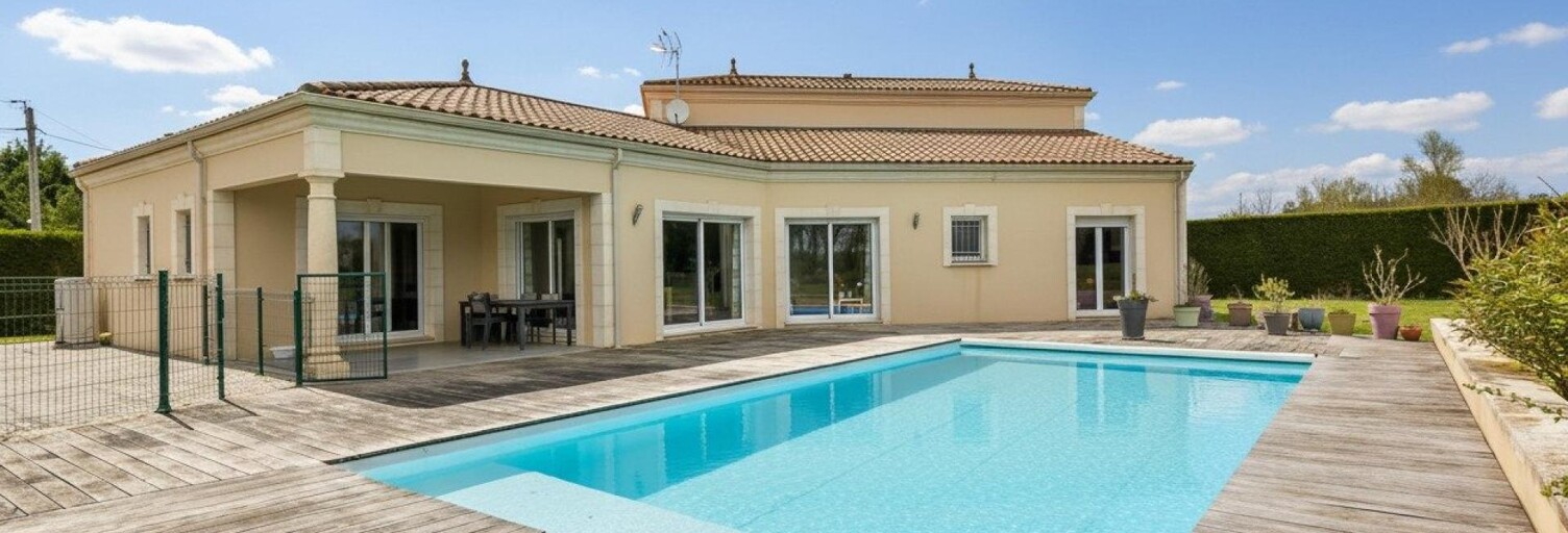 Maison 7 Pièces 235 m² à vendre à Gauriaguet (33240)