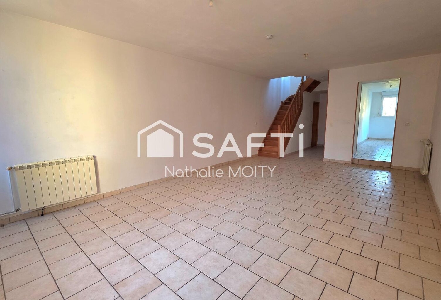 Maison familiale de 176m² à proximité du centre ville avec jardin — photo 1