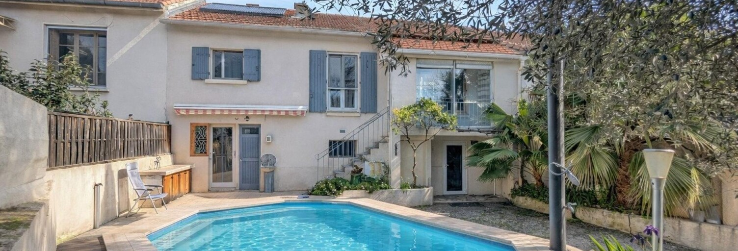 Maison 5 Pièces 150 m² à vendre à Nîmes (30000)