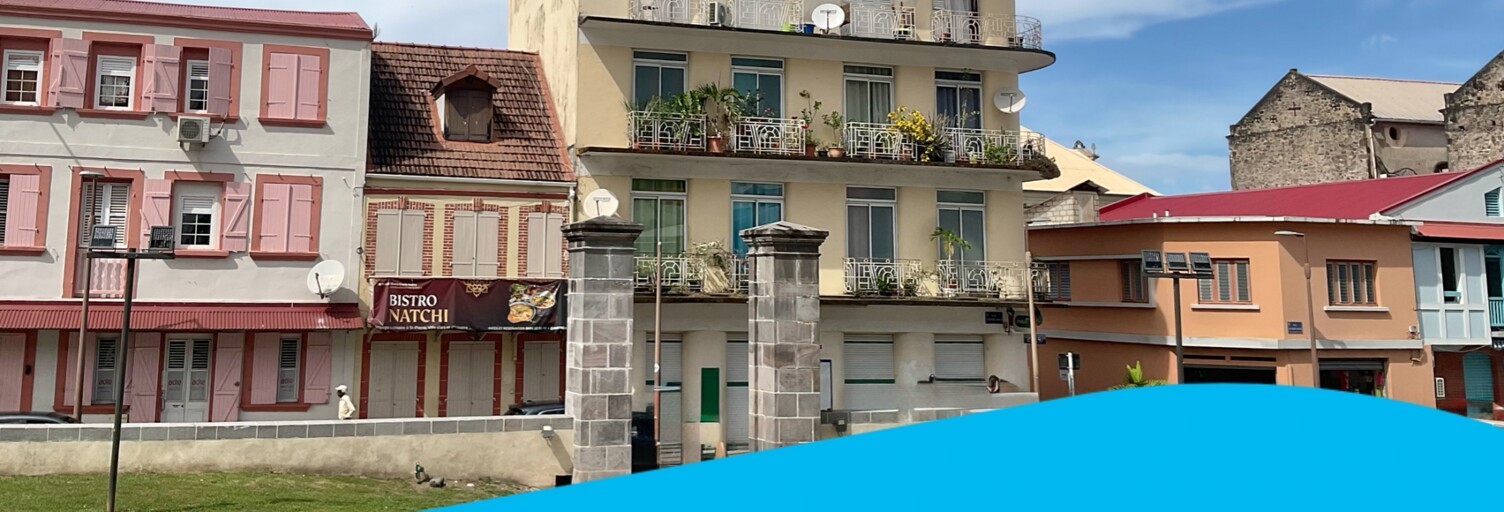 Immeuble  373 m² à vendre à Saint-Pierre (97250)