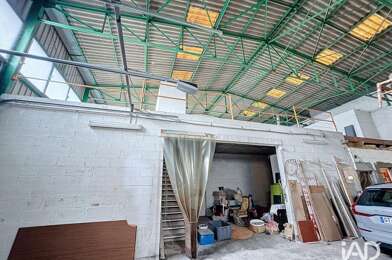 Commerce  440000 €