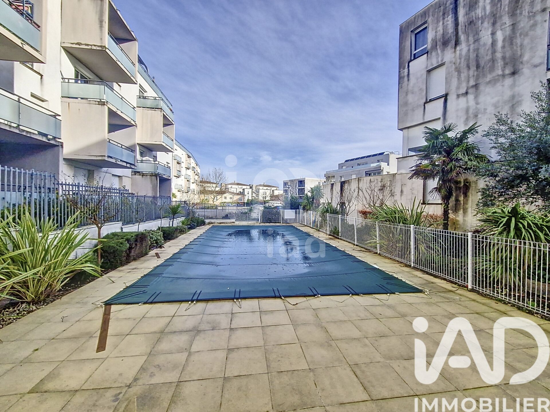 Appartement à louer, 1 pièces, 34 m², Lormont