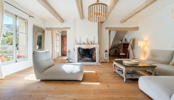 Villa / Maison 7 pièces  à vendre Roquevaire 13360