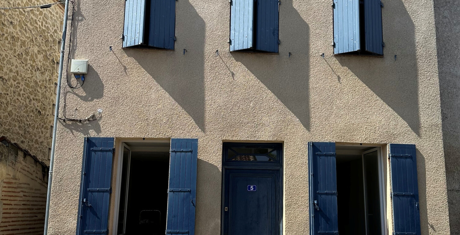 Au coeur d'un village à 10mns de Marmande, belle maison 3 chambres, garage et cour — photo 1