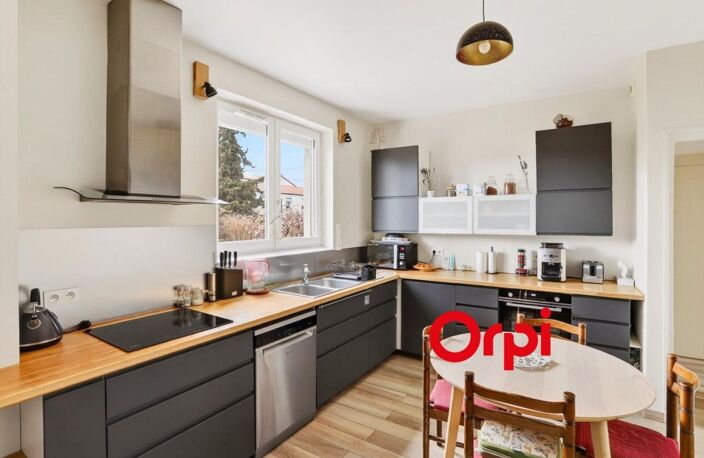 Maison familiale pleine de charme dans la quartier prisé des Combattants — photo 4
