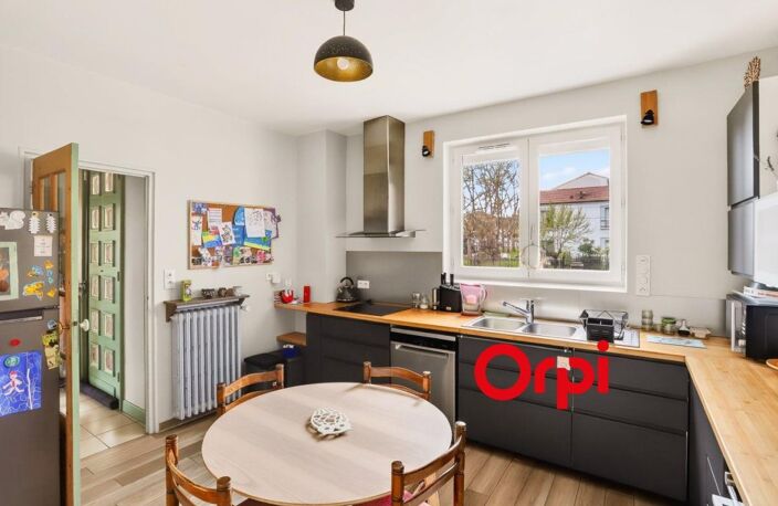 Maison familiale pleine de charme dans la quartier prisé des Combattants — photo 5