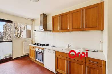 Appartement 3 pièces 135000 €