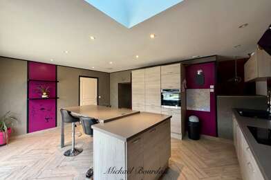 Maison 6 pièces 220000 €