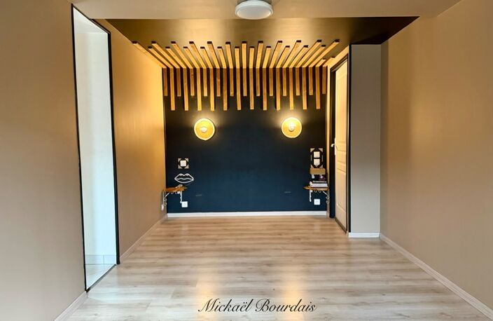 Maison familiale 4 chambres – 1 hectare de terrain – dépendances – Breil / Noyant-Villages — photo 3