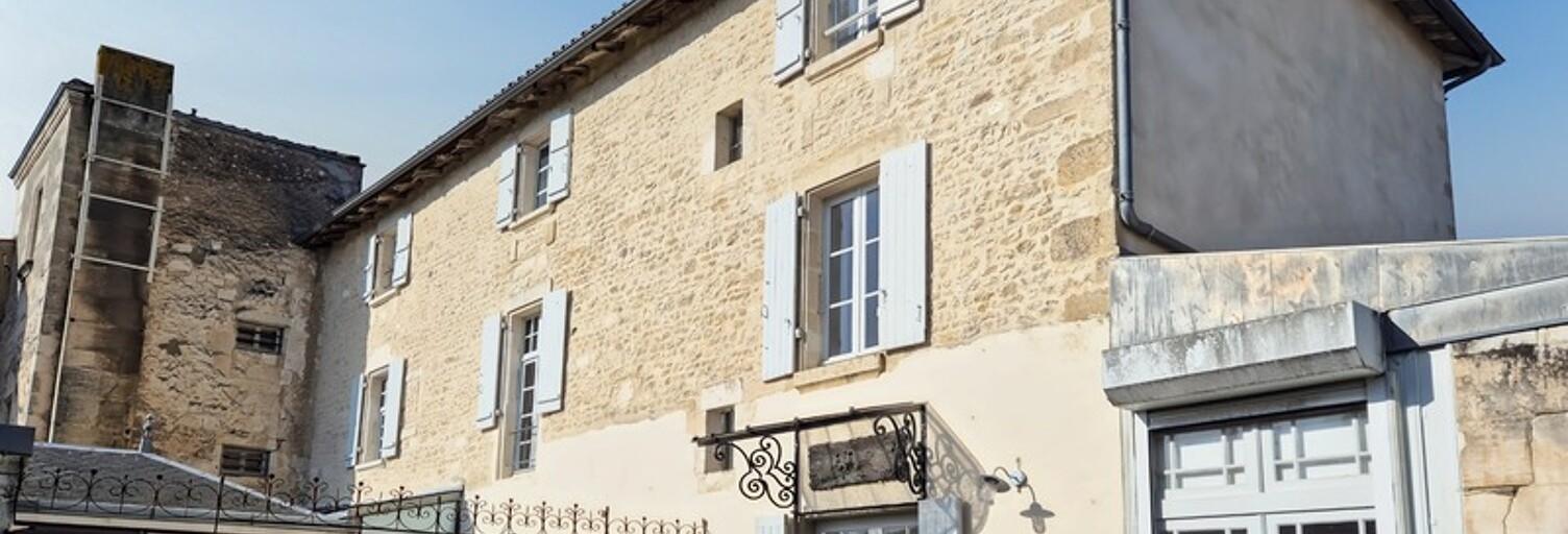 Maison 12 Pièces 325 m² à vendre à Saint-Jean-d'Angély (17400)