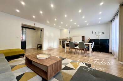 Appartement 5 pièces 369000 €