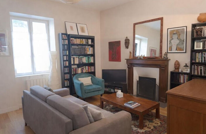 Appartement 2 chambres à Pont-Aven en rez-de-chaussée avec une cour privative de 12 m² — photo 2