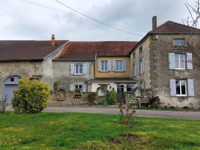 Maison Corre 7 pièce(s) 181 m2, dépendances, jardin — photo du bien