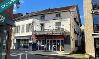 Immeuble  250 m² à vendre à Riscle (32400)