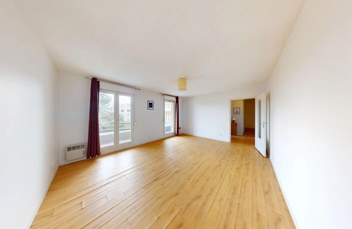 VENTE - APPARTEMENT T3 - BOX DOUBLE - GARE DE CHARTRES — photo 5