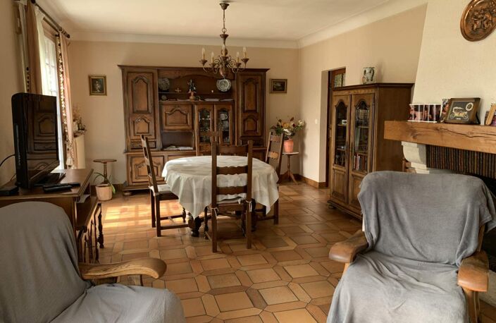 Vente maison 6 pièces 128 m² Veigné (37250) — photo 2