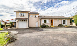 Maison 7 Pièces 135 m² à vendre à Val d'Oingt (69620)