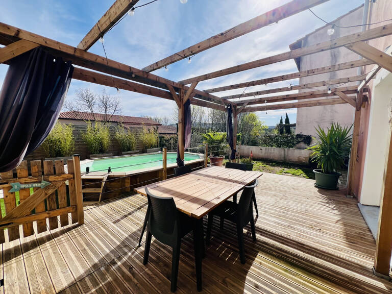 Vente villa T4 de 90m2 avec piscine sur un terrain de 206m2 — photo 1
