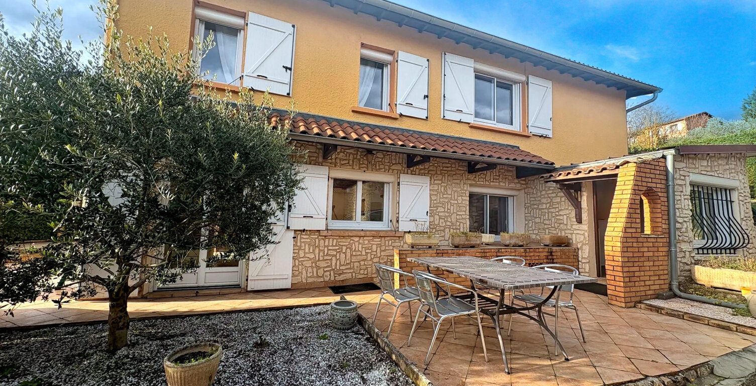 Maison individuelle de 193M2 - SAINT CLAIR DU RHÔNE — photo 1