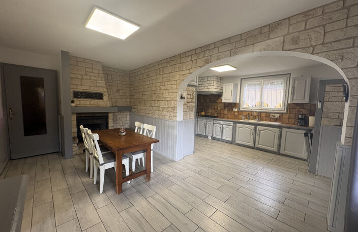 Maison individuelle de 193M2 - SAINT CLAIR DU RHÔNE — photo 5
