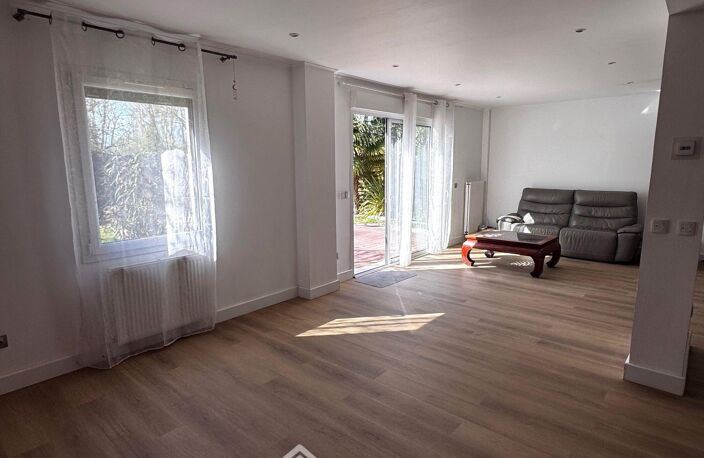 Maison - 158m² - Bondoufle — photo 4
