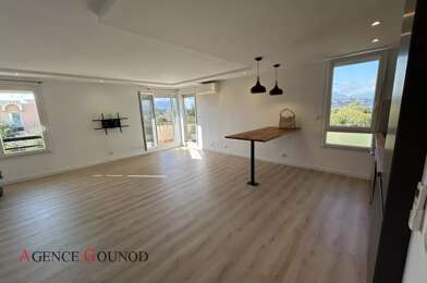 Appartement 4 pièces 2050 €