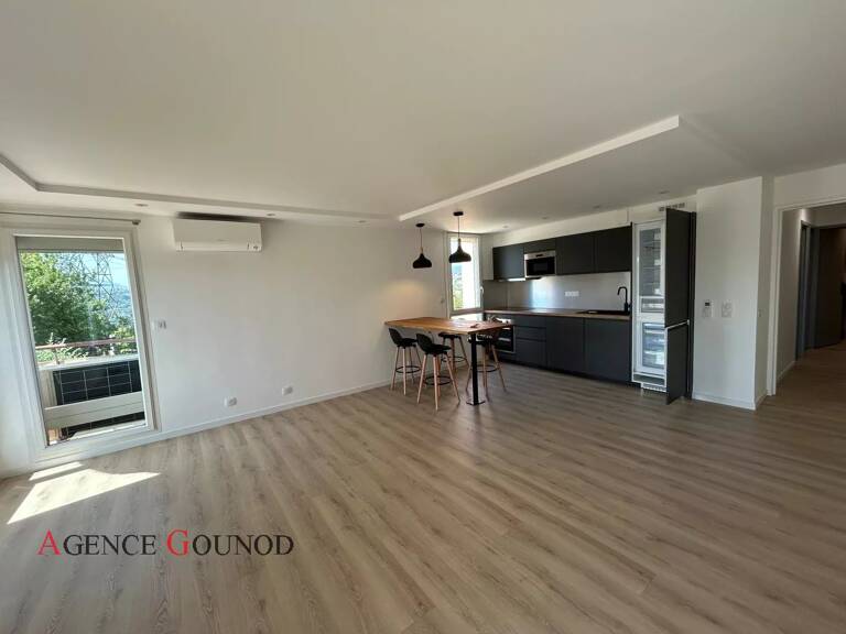 Magnifique appartement T4 avec balcon et garage fermé — photo 1