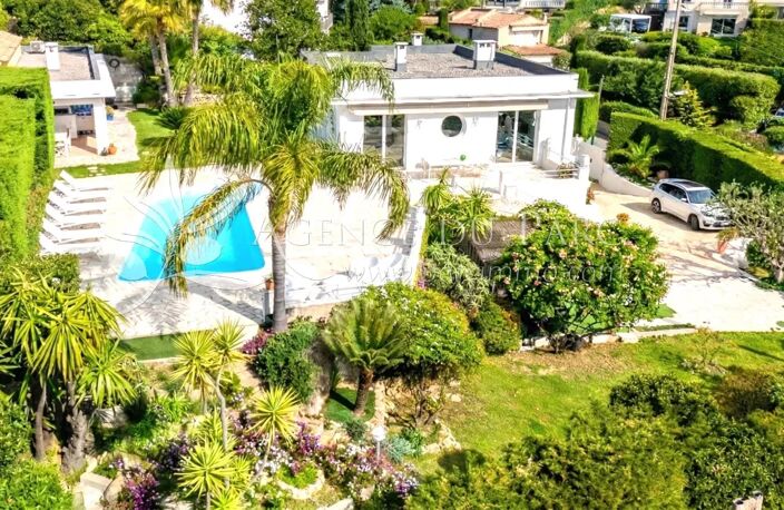 Elégante villa avec vue mer époustouflante! — photo 3